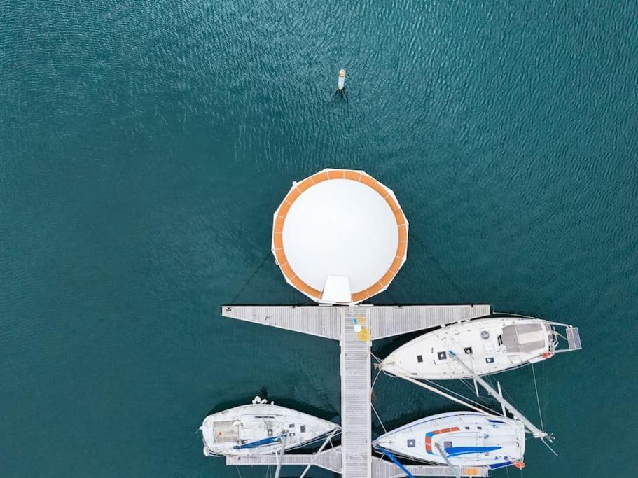 Anthenea Suite Hoteliere Flottante Perros-Guirec Exterior foto